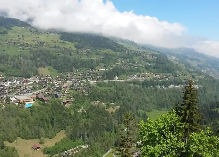 Amanda Chalet Champéry